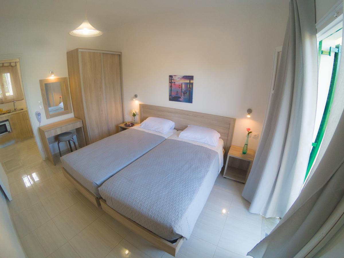 Yianetta Hotel Apartments Кавос Экстерьер фото